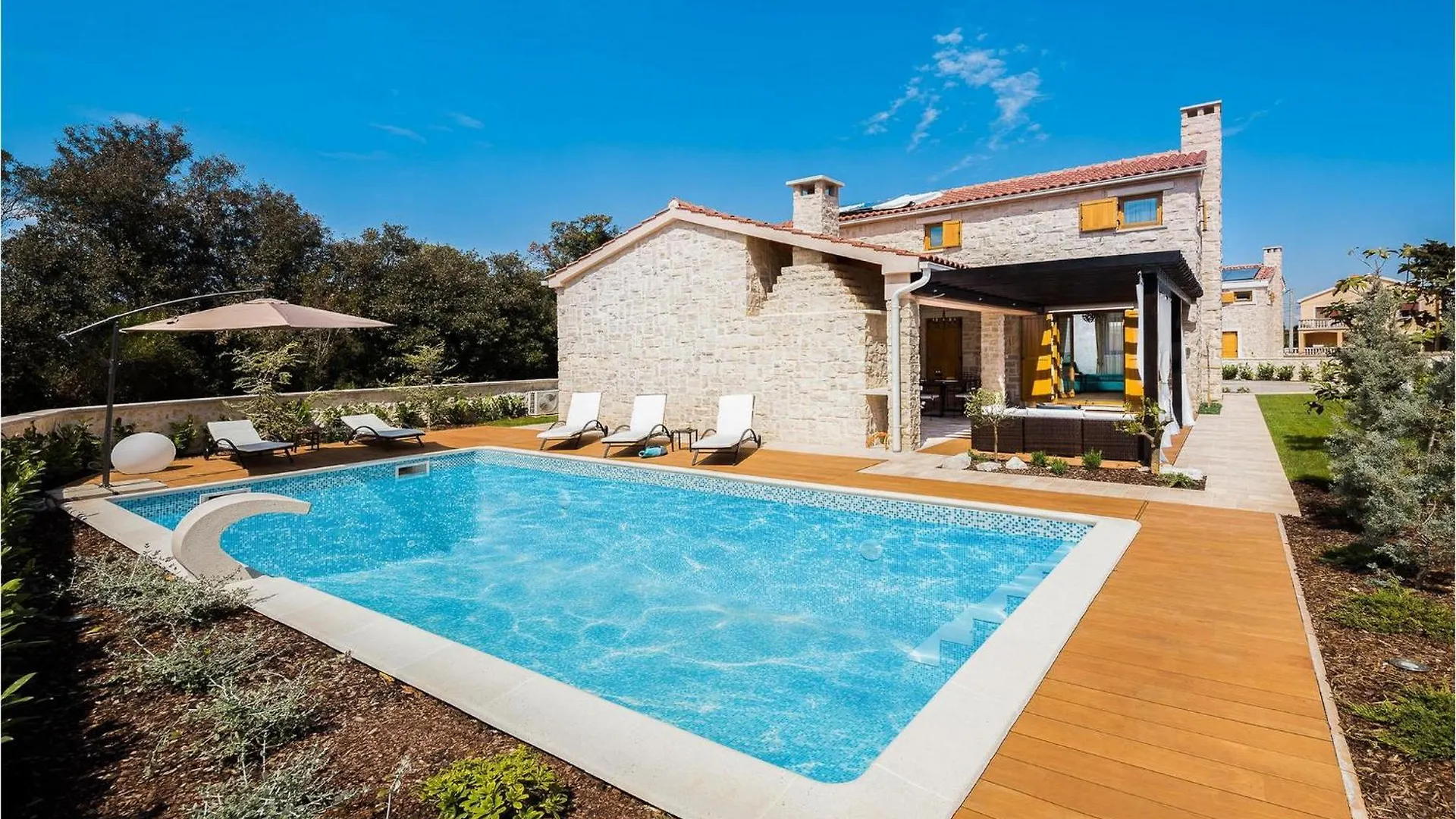 Villa Paula Ugljan